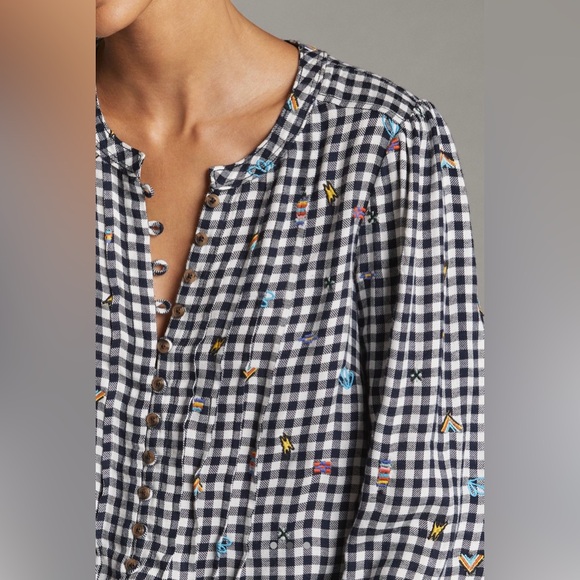 Pilcro embroidered black and white gingham button down shirt L - Picture 2 of 6